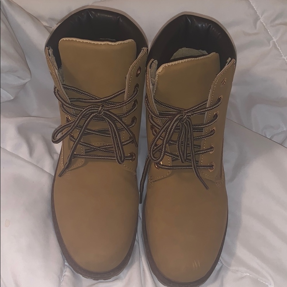 Women's Combat Boots